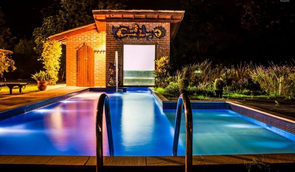 piscina-noite